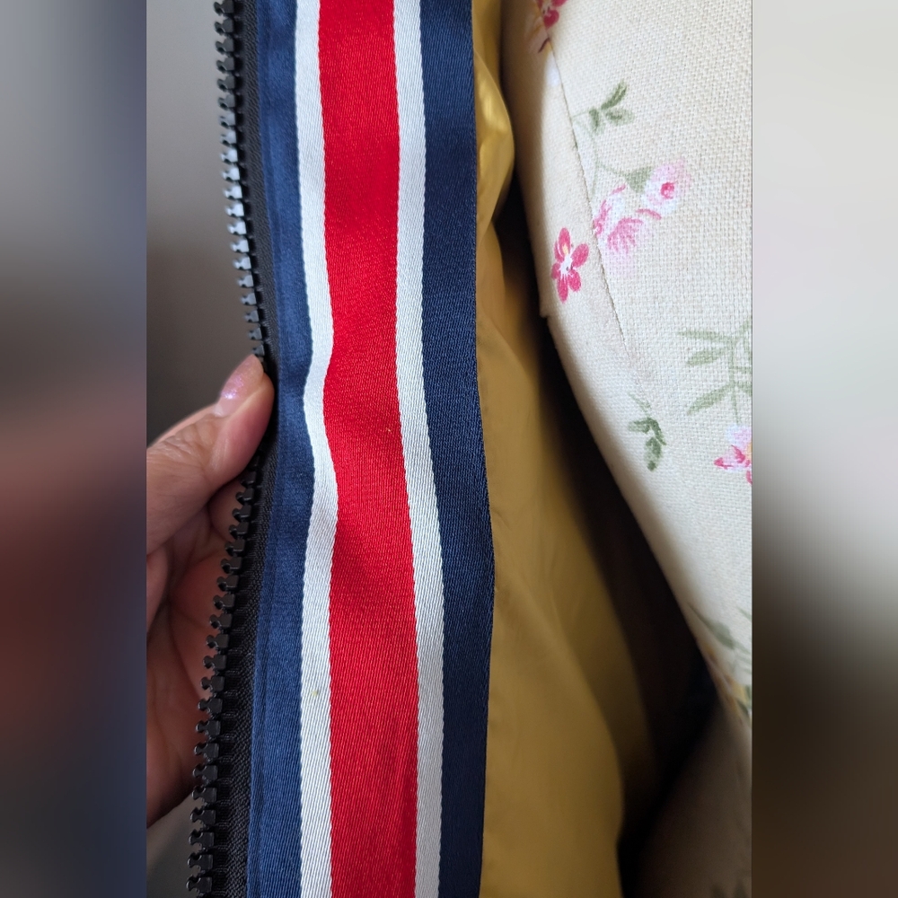 Invicta Puffer Jacket - Picture 8 of 12